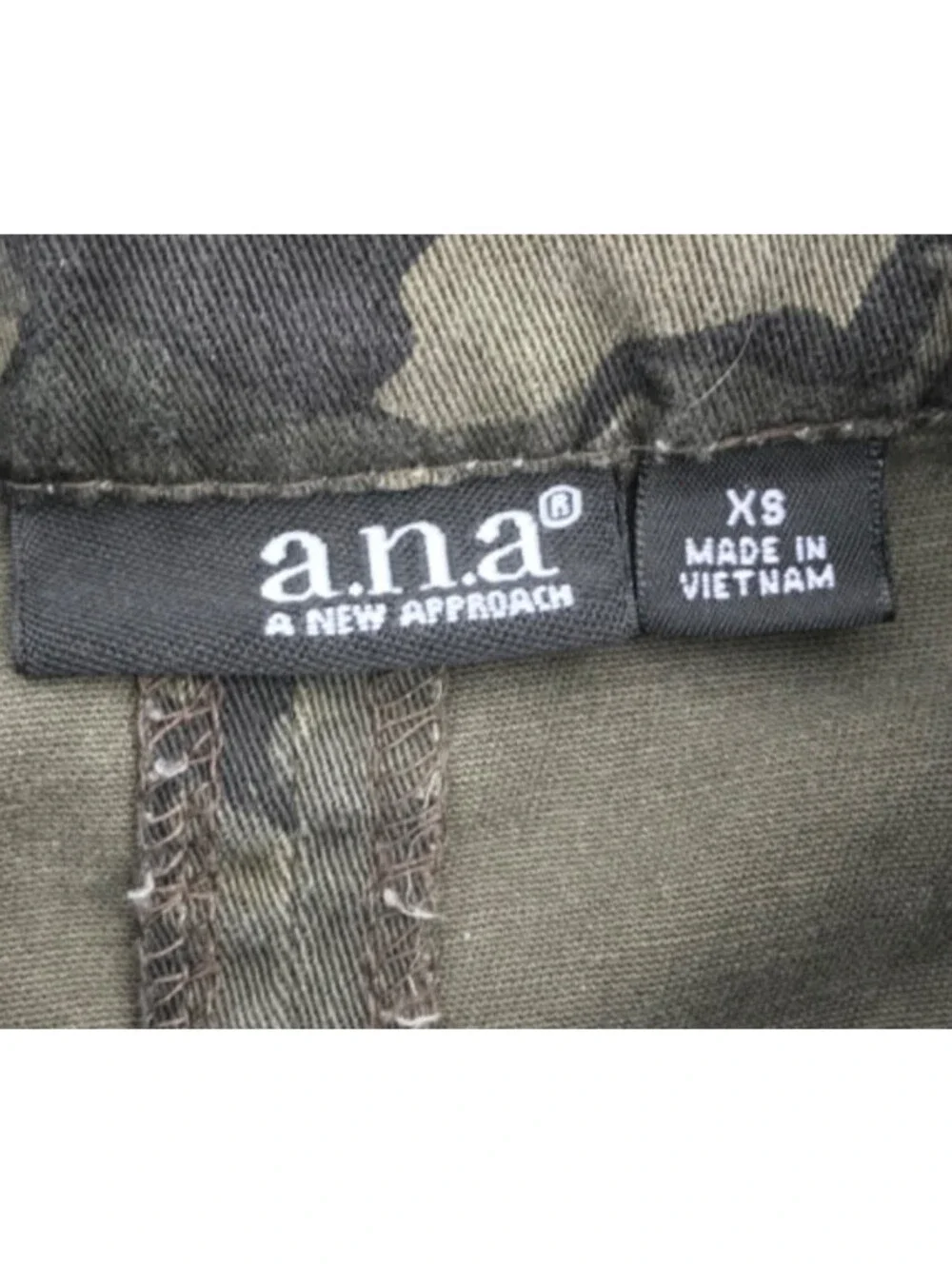 A.N.A. A New Approach Women Green Camo Denim XS Jacket